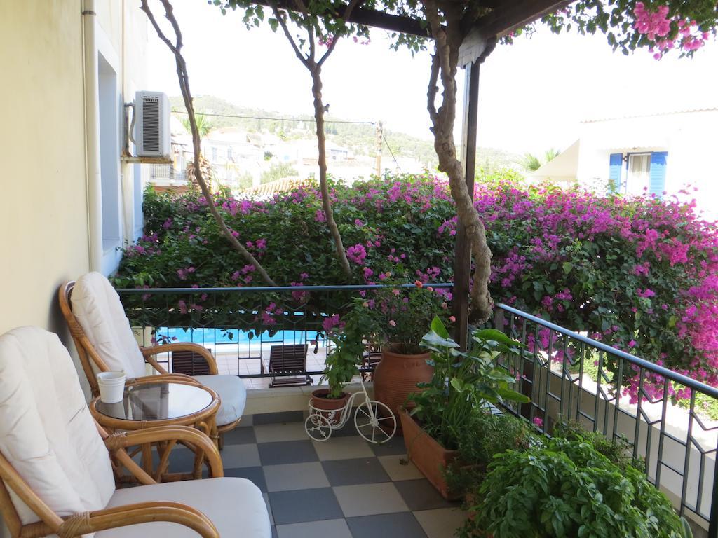 Victoria Studios Spetses Town Exterior photo
